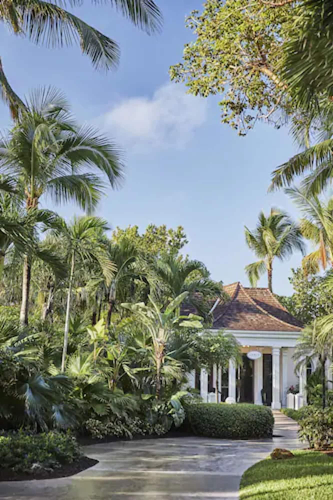 The Ocean Club, A Four Seasons Resort, Bahamas Creek Village Exterior photo