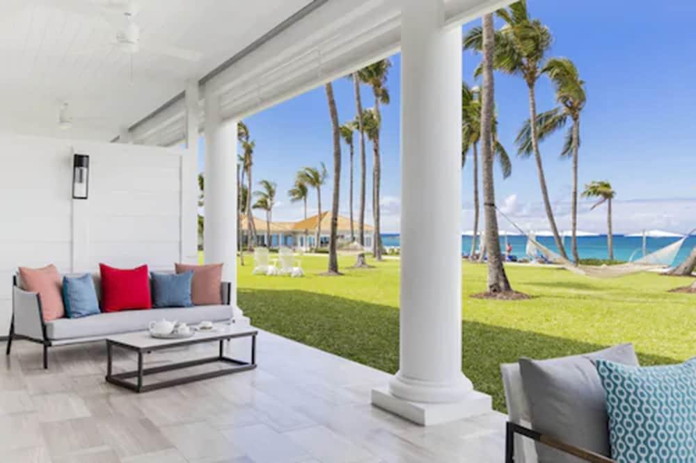The Ocean Club, A Four Seasons Resort, Bahamas Creek Village Exterior photo
